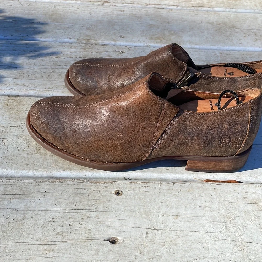 EUC Born leather shoes - Picture 3 of 13